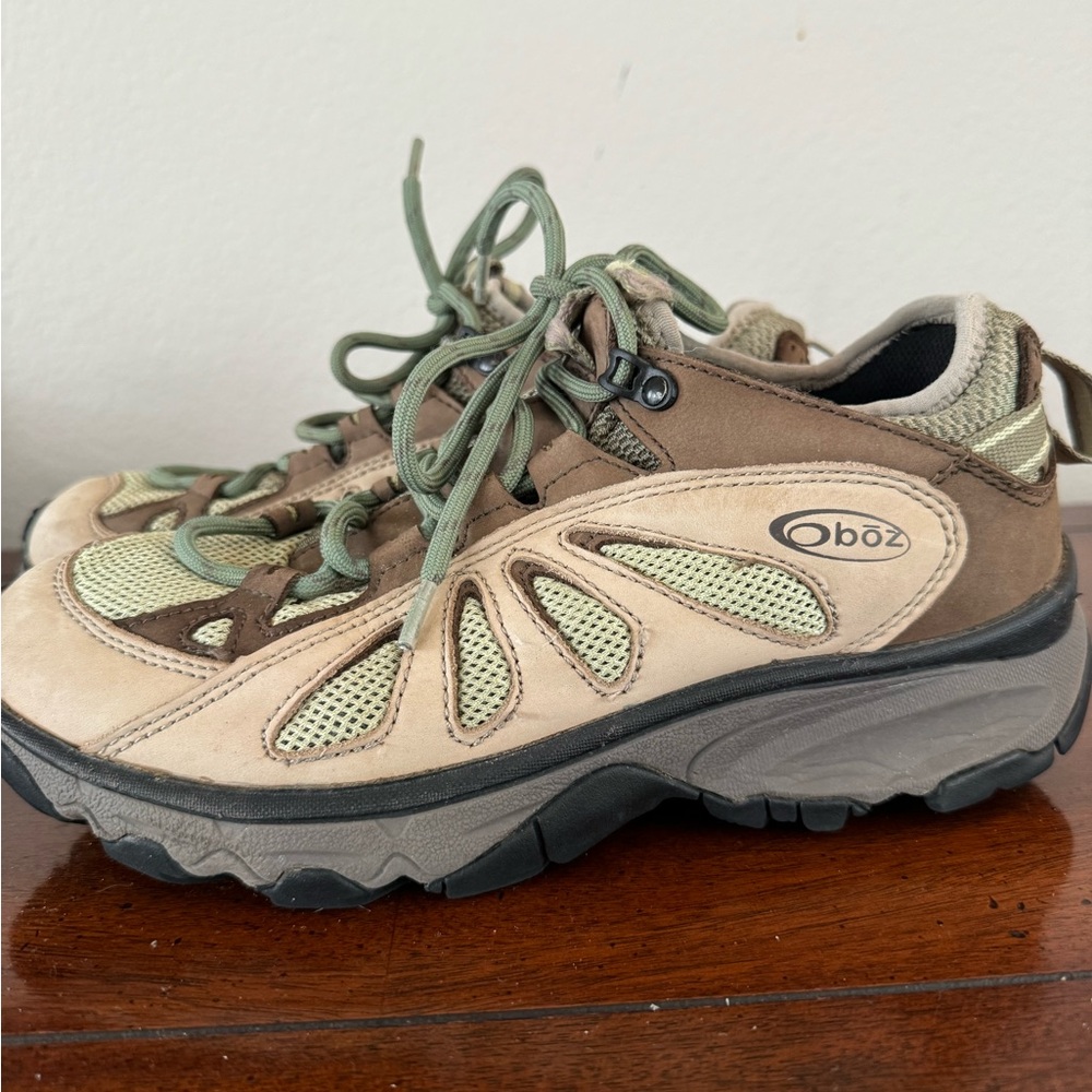 Oboz Hiking Shoes in Green and Brown